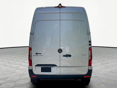 New 2024 Mercedes-Benz Sprinter 2500 w/ Acoustic Package image 5