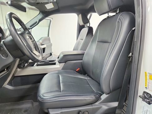 Used 2022 Ford F250 Lariat w/ Lariat Ultimate Package image 19