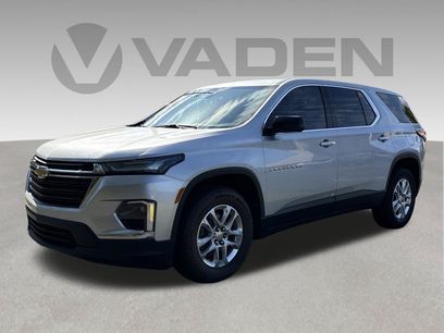 Used 2022 Chevrolet Traverse LS