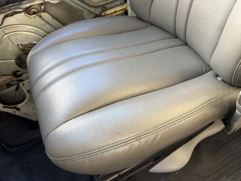 Used 2007 Chevrolet Express 3500 image 24