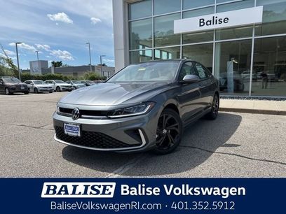New 2025 Volkswagen Jetta SE