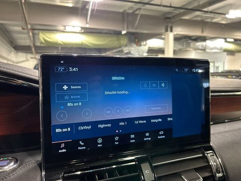 Used 2023 Lincoln Navigator Reserve AWD/4WD image 15