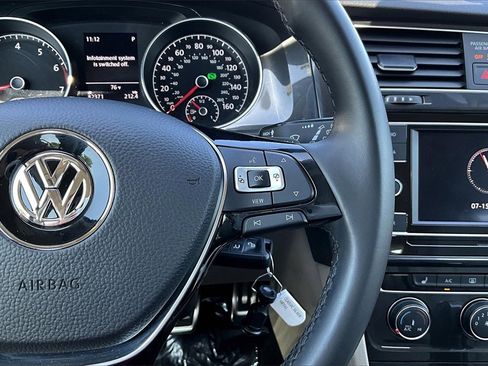 Used 2019 Volkswagen Golf Alltrack S image 26