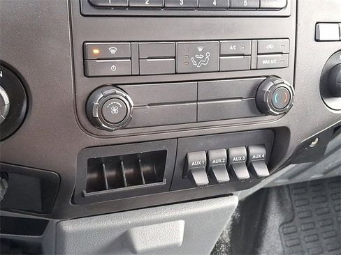 Used 2015 Dodge Durango XL w/ XL Value Package image 18