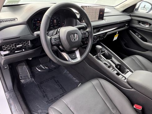 Used 2026 Honda Accord Touring image 17