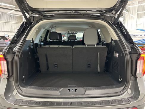 New 2026 Ford Explorer Active image 29