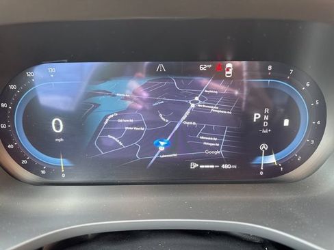 Certified 2025 Volvo XC60 B5 Plus AWD/4WD image 21