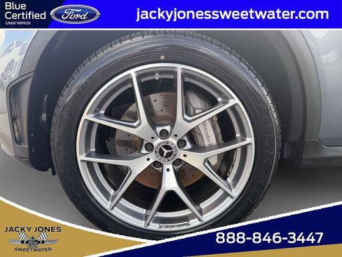 Used 2022 Mercedes-Benz GLC 300 4MATIC image 9