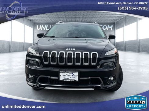 Used 2018 Jeep Cherokee Overland image 9