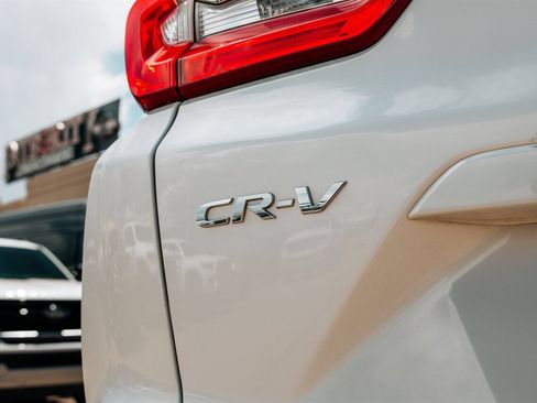 Used 2017 Honda CR-V Touring image 14