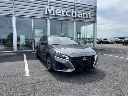 Used 2025 Nissan Altima 2.5 SV