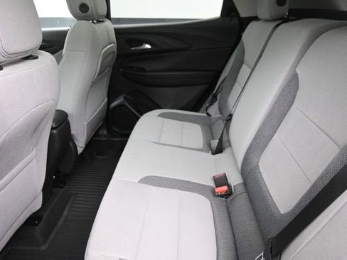 New 2026 Chevrolet TrailBlazer LT w/ Midnight Edition FWD image 18