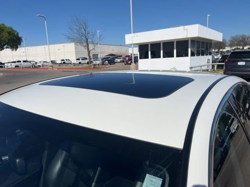 Used 2021 INFINITI Q50 Luxe image 8