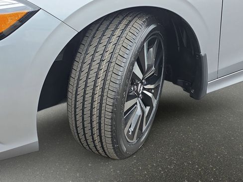 Used 2023 Honda Civic EX image 31