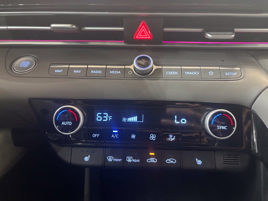 Used 2025 Hyundai Elantra SEL FWD image 20