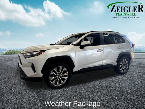Used 2025 Toyota RAV4 XLE Premium w/ Weather Package AWD/4WD image 2