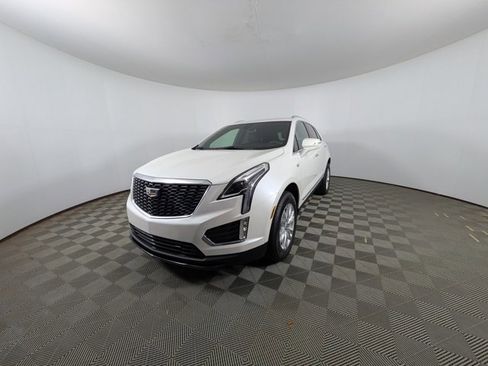 Certified 2023 Cadillac XT5 Luxury w/ LPO, Floor Liner Package image 28