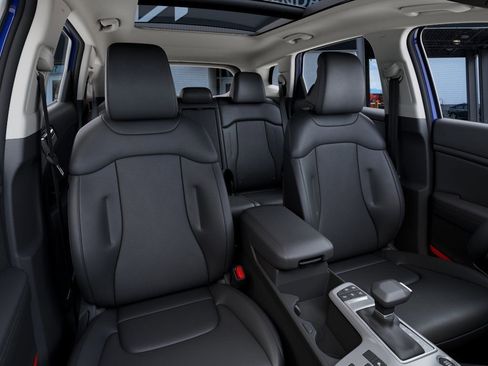 New 2026 Kia Sportage EX FWD image 15