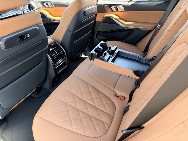 Used 2026 BMW X5 M60i AWD/4WD image 16
