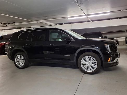 New 2025 GMC Acadia Elevation w/ Elevation Premium Package image 4