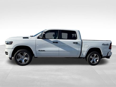 New 2026 RAM 1500 Express AWD/4WD image 3