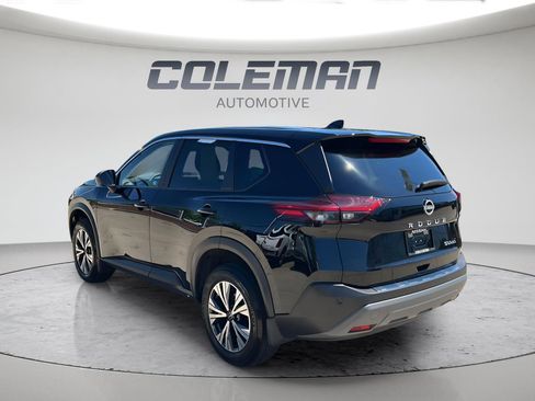 Used 2023 Nissan Rogue SV AWD/4WD image 4