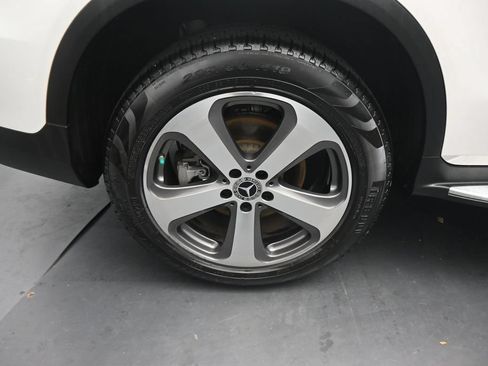Used 2018 Mercedes-Benz GLC 300 image 23