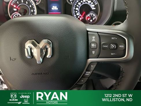 New 2026 RAM 1500 Big Horn AWD/4WD image 35