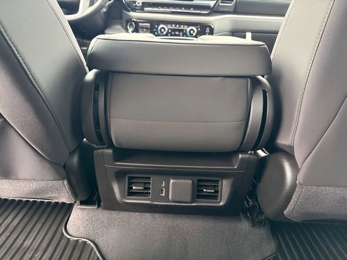 Used 2025 GMC Sierra 1500 Elevation AWD/4WD image 13