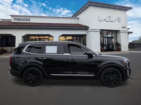 Certified 2022 Kia Telluride S FWD image 9
