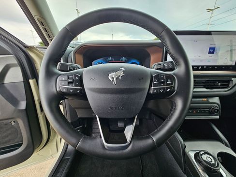Used 2025 Ford Bronco Sport Outer Banks w/ Outer Banks Tech Package+ AWD/4WD image 18