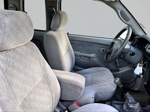 Used 2003 Toyota Tacoma 2WD Xtracab image 30