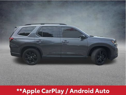 Used 2025 Honda Pilot Black Edition image 3
