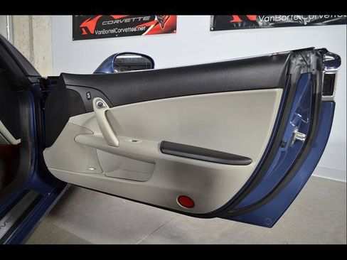Used 2012 Chevrolet Corvette Grand Sport w/ 2LT Preferred Equipment Group RWD image 21
