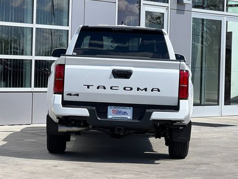 New 2026 Toyota Tacoma SR5 AWD/4WD image 5