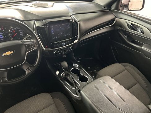 Used 2023 Chevrolet Traverse LT AWD/4WD image 22
