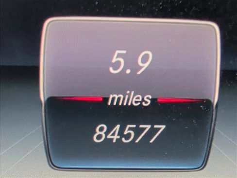Used 2018 Mercedes-Benz E 300 image 7