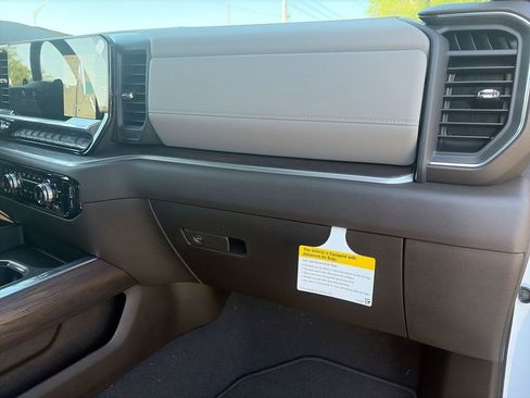 New 2026 GMC Sierra 1500 SLT w/ SLT Premium Package AWD/4WD image 37