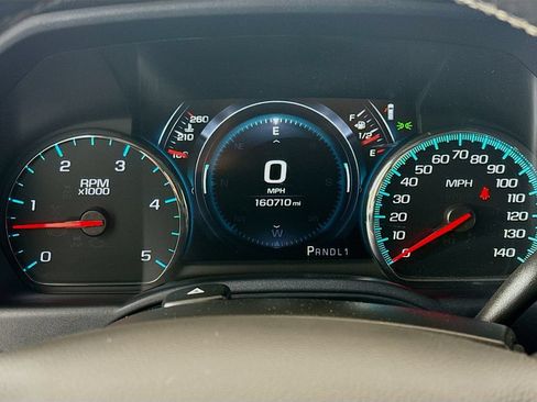 Used 2019 GMC Sierra 2500 Denali w/ Duramax Plus Package AWD/4WD image 12