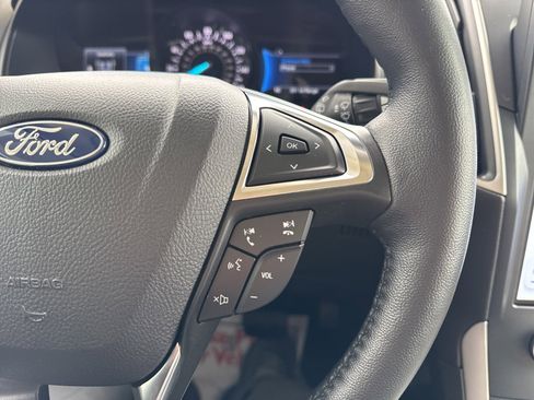 Certified 2022 Ford Edge SEL w/ Convenience Package image 30