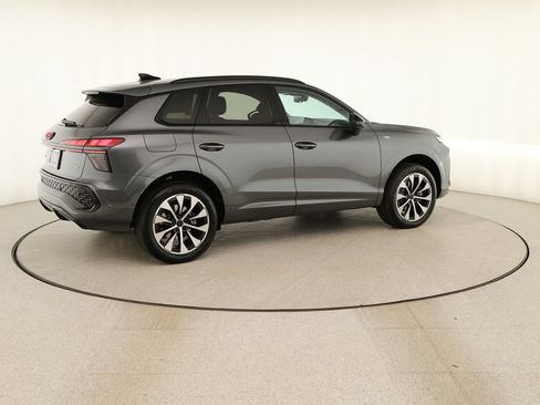 New 2026 Audi Q3 quattro 2.0T AWD/4WD image 7