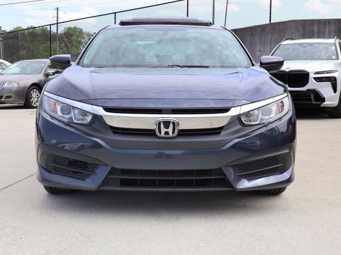 Used 2017 Honda Civic EX image 10