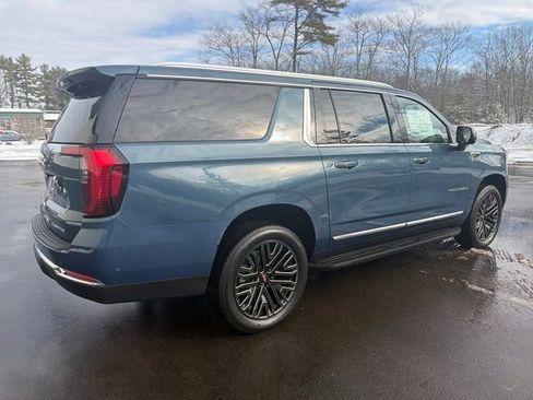 New 2026 GMC Yukon XL Elevation w/ Elevation Premium Package image 9