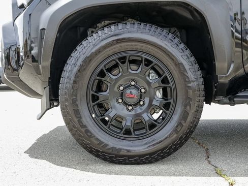Used 2025 Toyota 4Runner TRD Off-Road Premium w/ Tow Technology Package AWD/4WD image 12