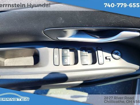 Used 2024 Hyundai Tucson SEL w/ Convenience Package FWD image 9
