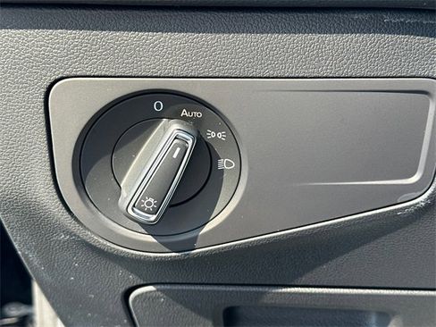 Certified 2024 Volkswagen Tiguan Wolfsburg Edition image 27