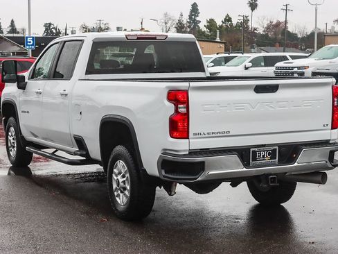 Used 2023 Chevrolet Silverado 2500 LT w/ Convenience Package image 2