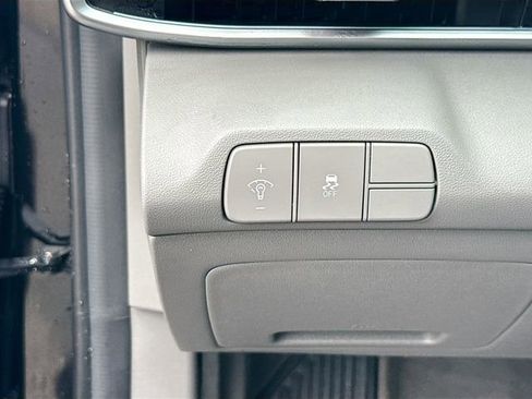 Used 2024 Hyundai Elantra SEL FWD image 10