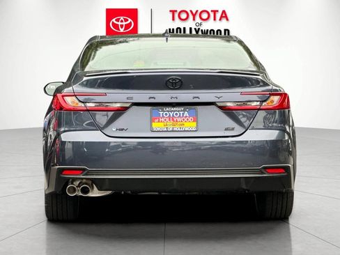 New 2026 Toyota Camry SE FWD image 5