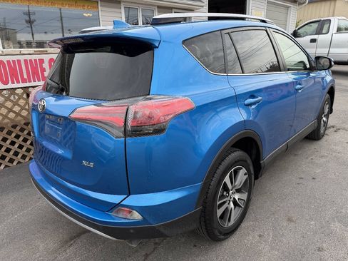 Used 2018 Toyota RAV4 XLE FWD image 10